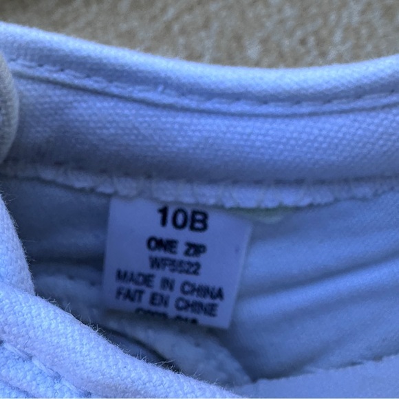 Aerosoles Women's Zippered Sneakers 10 White Slip On - Picture 12 of 13